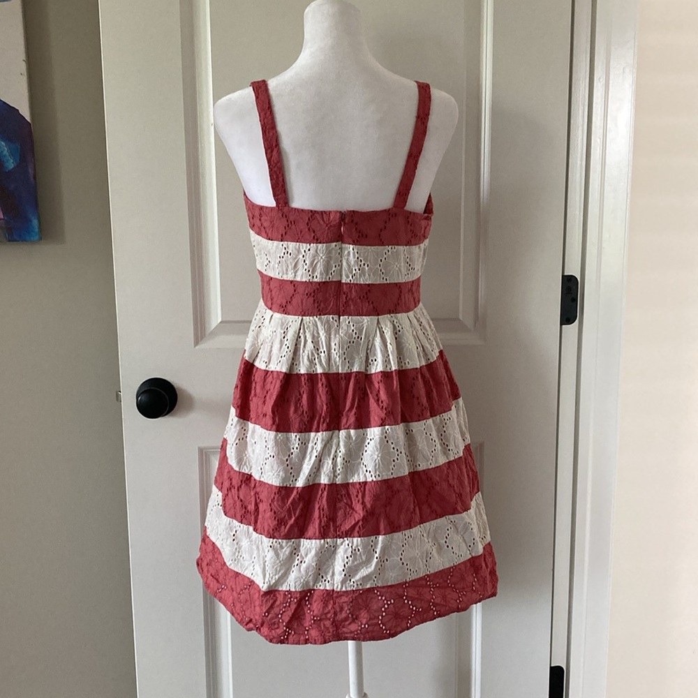 Loft Outlet dress size 2 eyelet with straps Pink and White - Picture 7 of 8